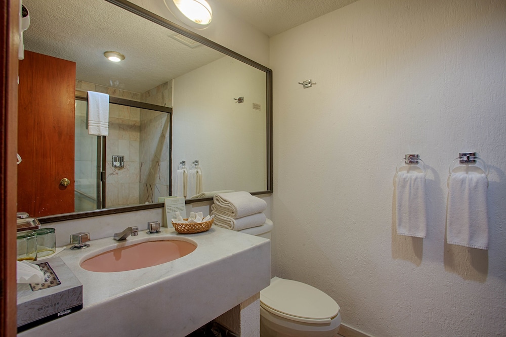 1 Bedroom Apartment With Large Terrace Oceanfront