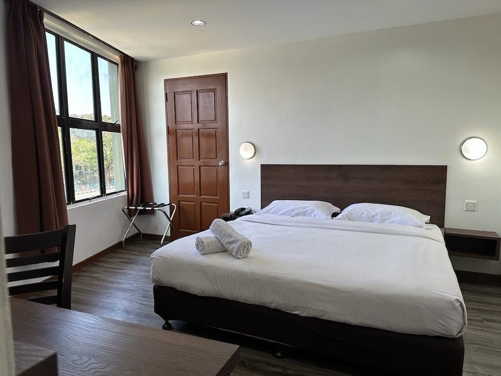 Basic Double or Twin Room photo 3