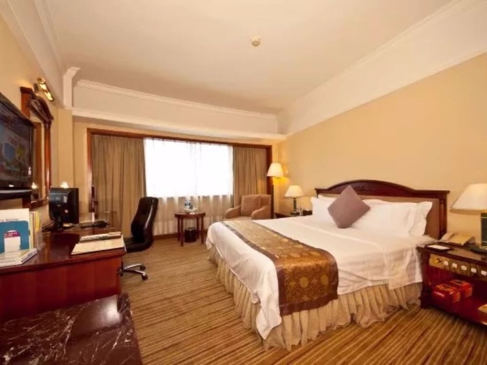 Deluxe Double Room   (Mainland Chinese Citizen Only) photo 2
