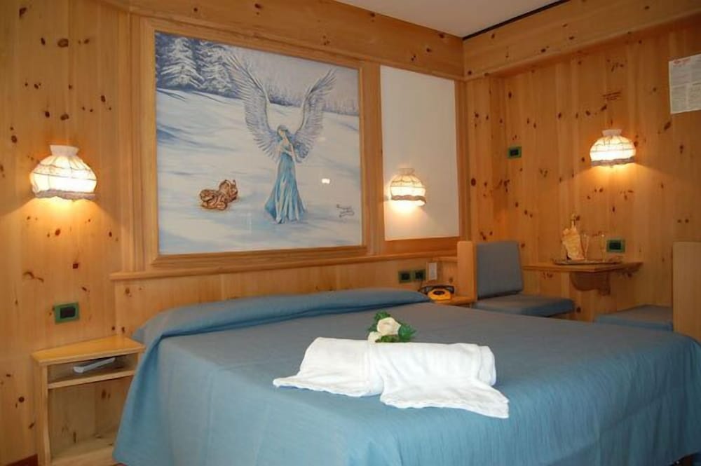 Double Or Twin Room photo 3