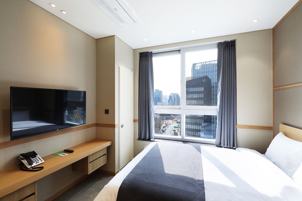 Deluxe Double Room (No parking) photo 2