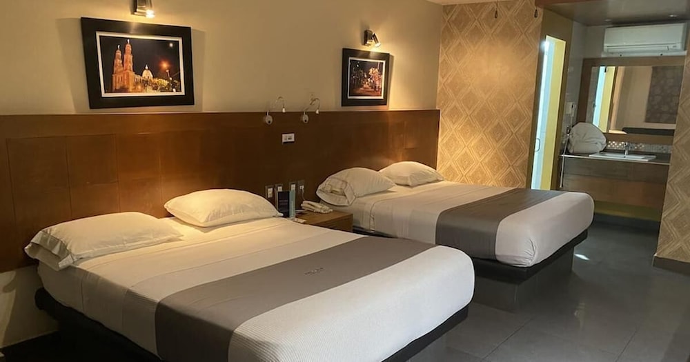 Deluxe Double Room, Multiple Bedrooms