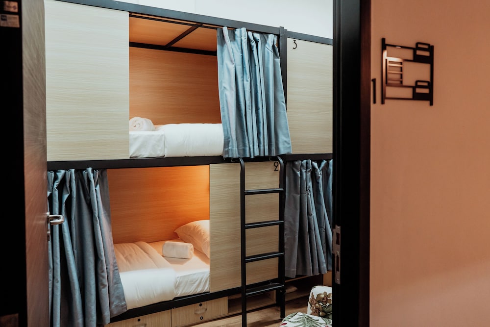 Deluxe Shared Dormitory, Women only, Non Smoking photo 2