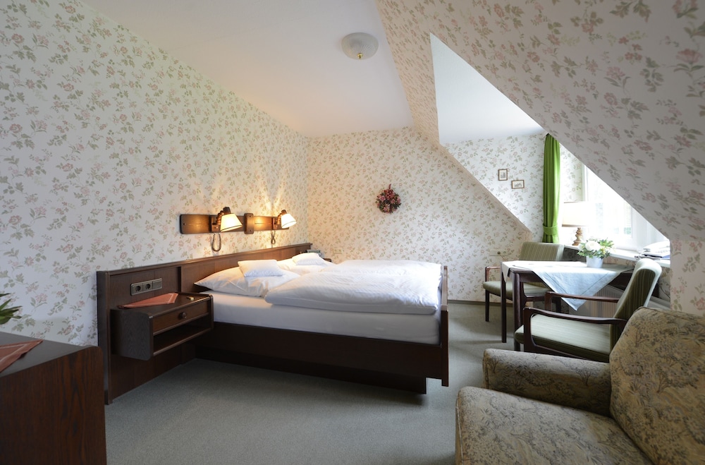 Standard Double Room, 1 Bedroom, Kitchenette, Garden Area photo 2