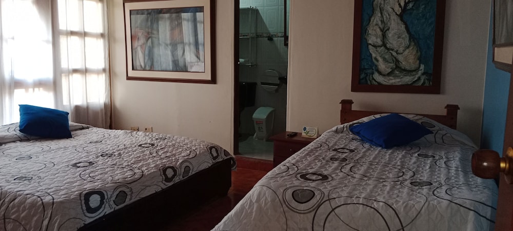 Traditional Triple Room, 1 Bedroom, Mountain View photo 3