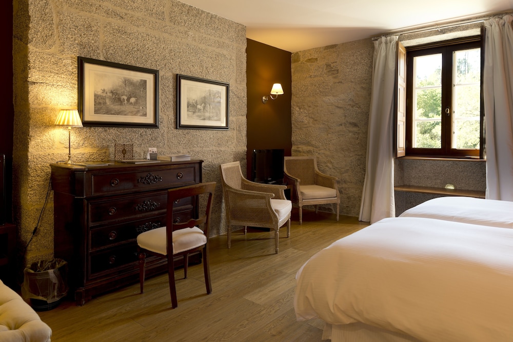 Royal Room - Photo 2