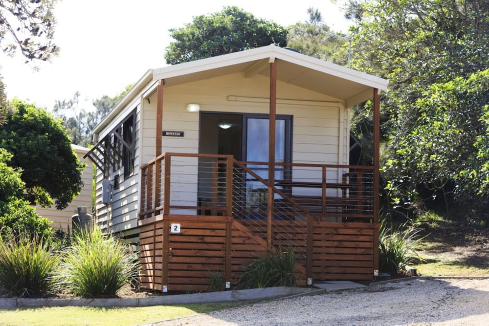Standard Cabin - Sleeps 6 photo 2