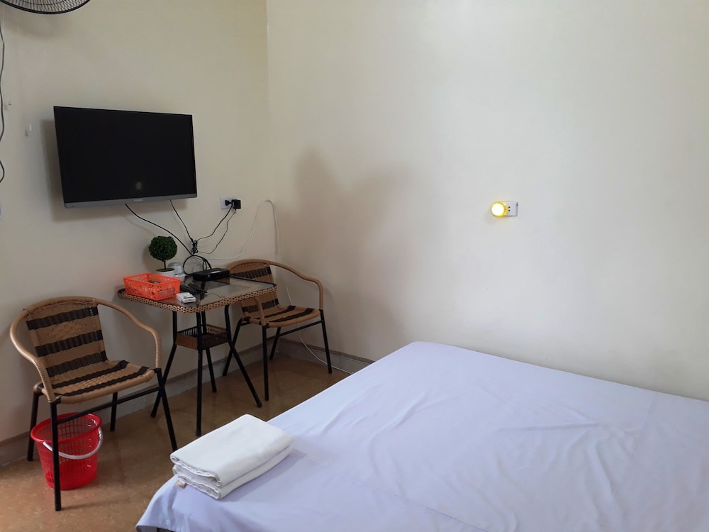 Economy Double Room photo 3