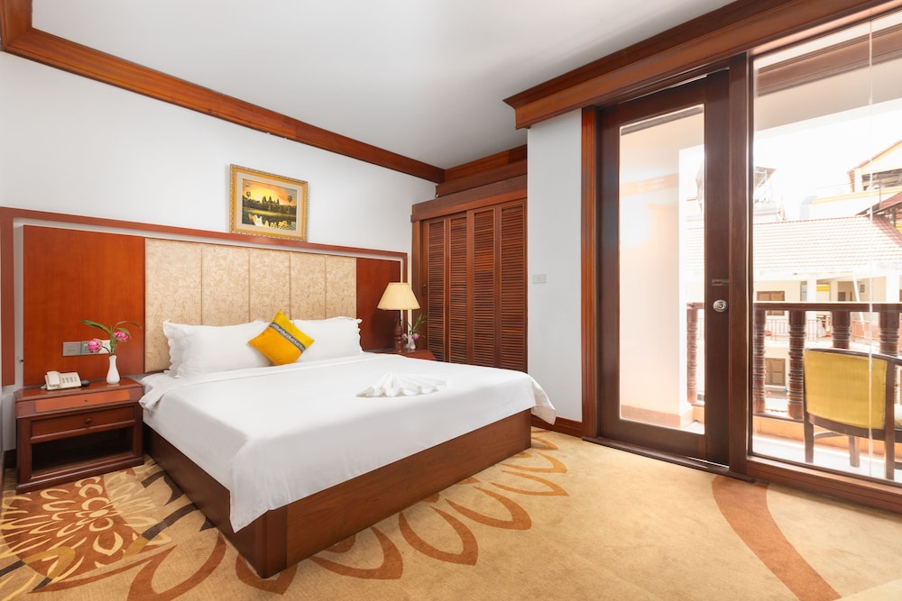 Deluxe Double Room, Pool View photo 2