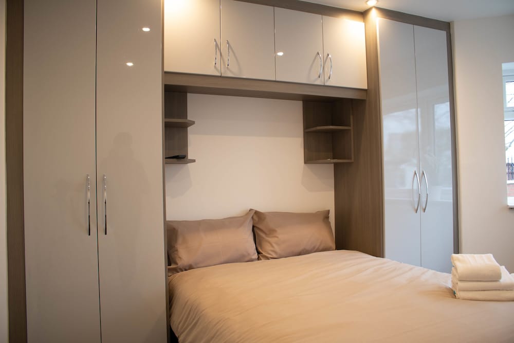 Deluxe Apartment, 1 King Bed with Sofa bed, Garden View (APT 3) photo 1