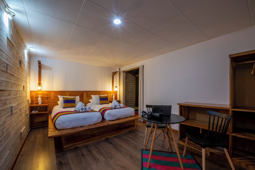 Superior Twin Room, City View