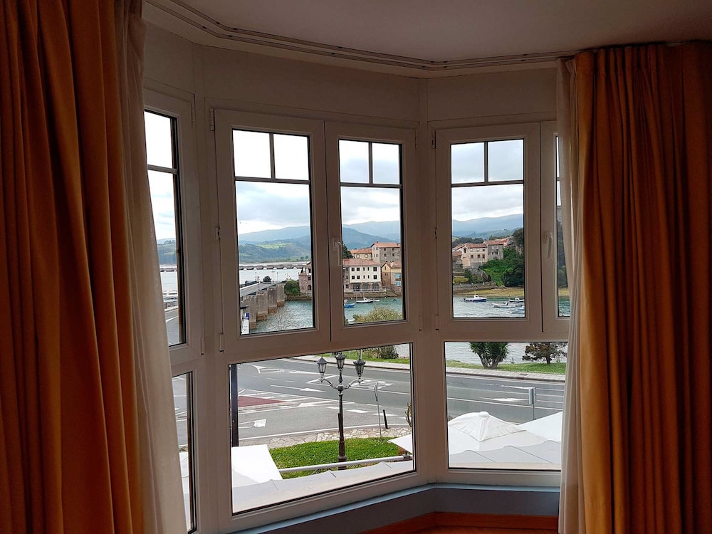 Double or Twin Room, Sea View - Photo 1
