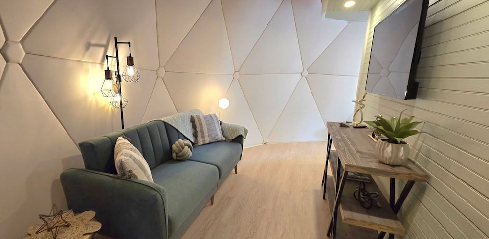 Luxury dome, lake view photo 3