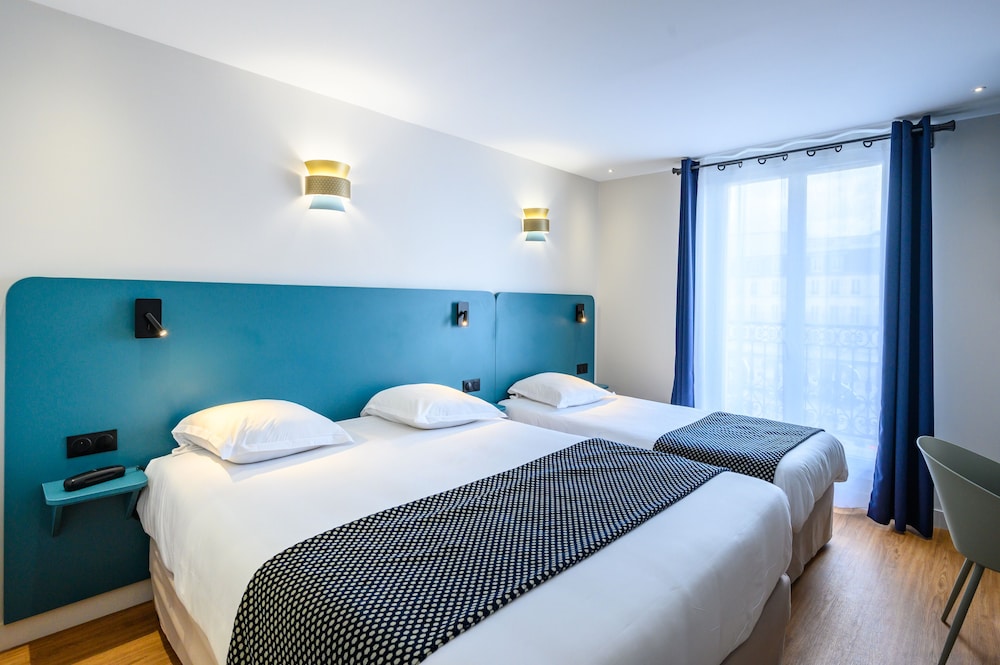 Triple Room thumbnail 5