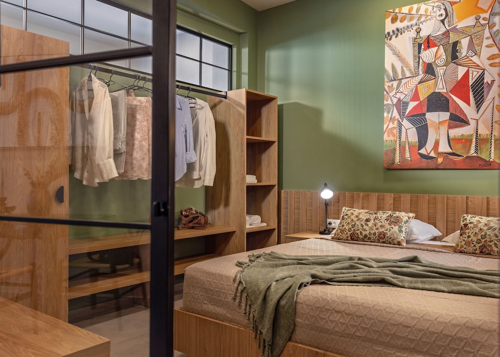 Basic Apartment