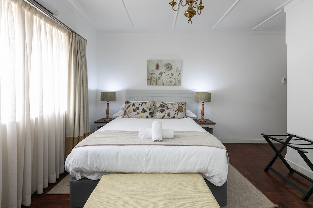 Standard Double Room - Photo 1