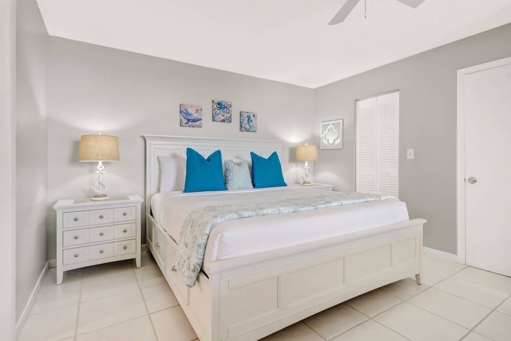 Condo (Beach & Tennis 3401) photo 1