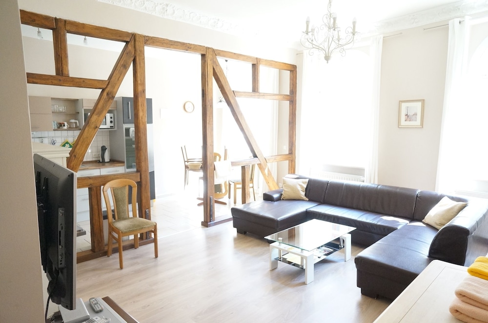 Deluxe Apartment, 2 Bedrooms, Garden Area (Apt 1 - 84qm) photo 3