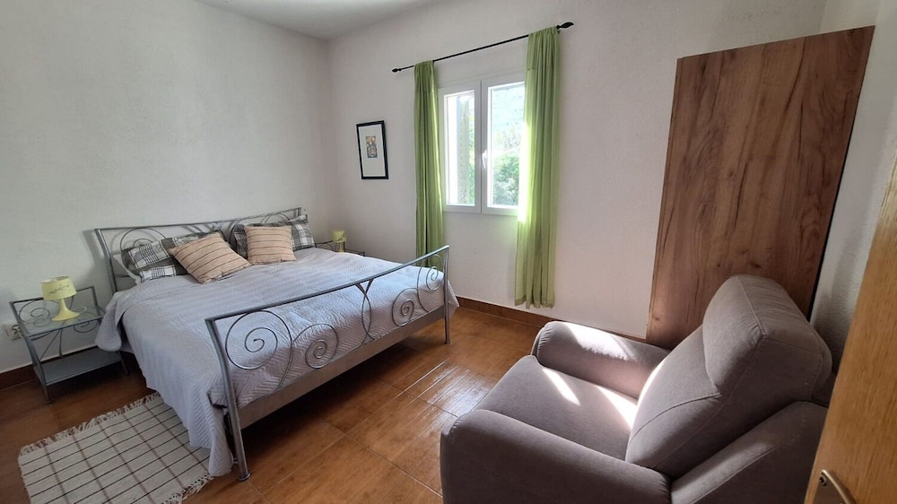 Apartment (A1) photo 3