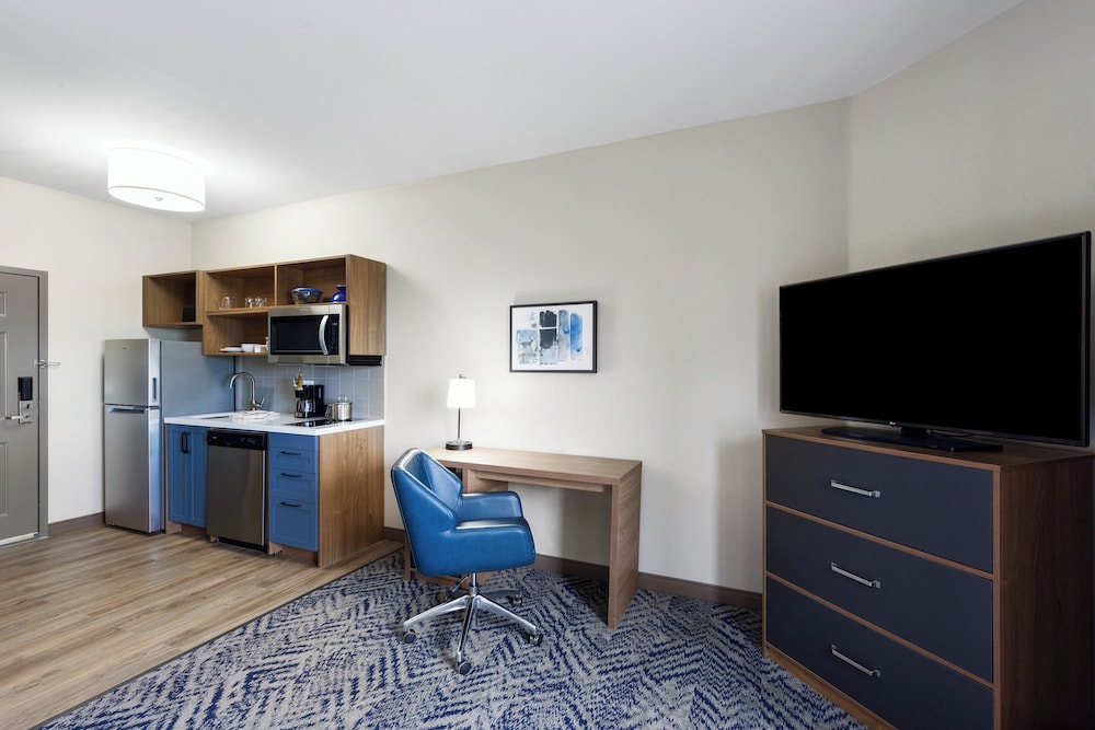Studio Suite, 1 Queen Bed - Photo 1