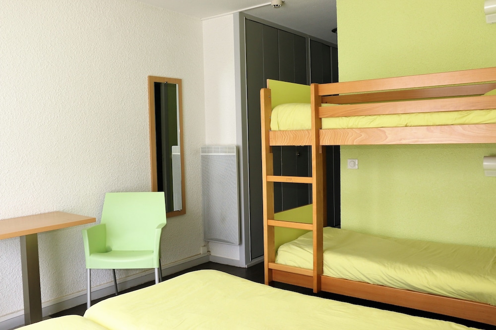Quadruple Room, Mountain View photo 2