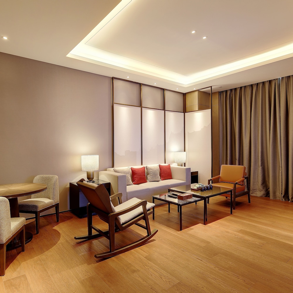Executive Suite photo 1
