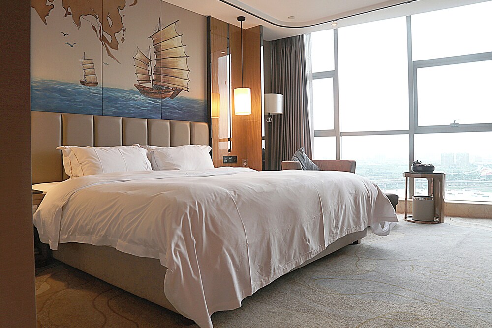 Deluxe Double Room, River View photo 2
