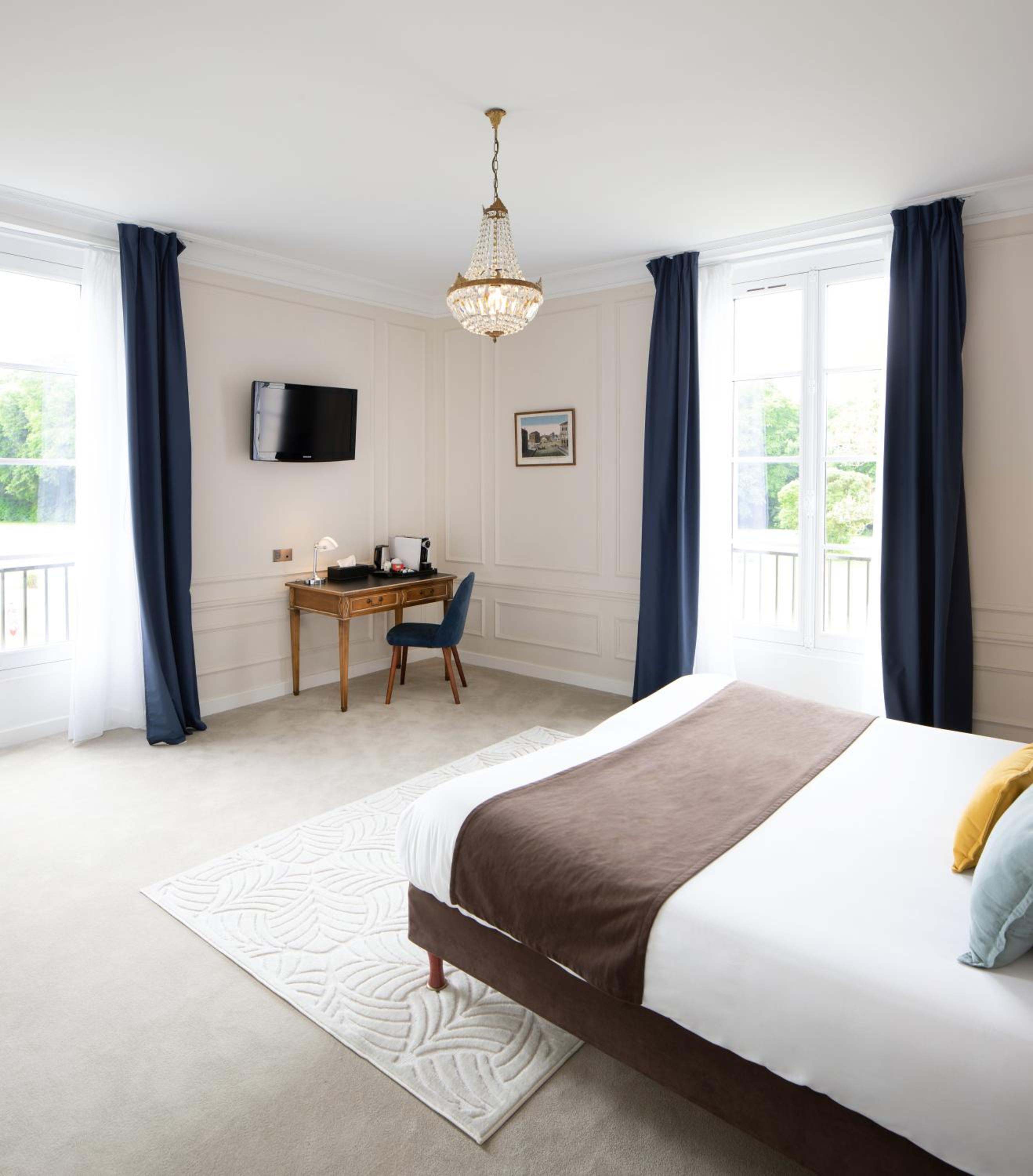 Double Room - Photo 8