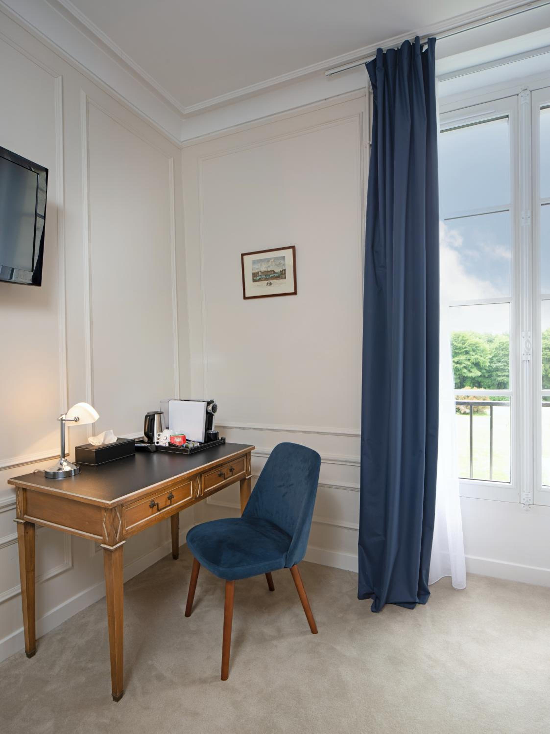 Double Room - Photo 7