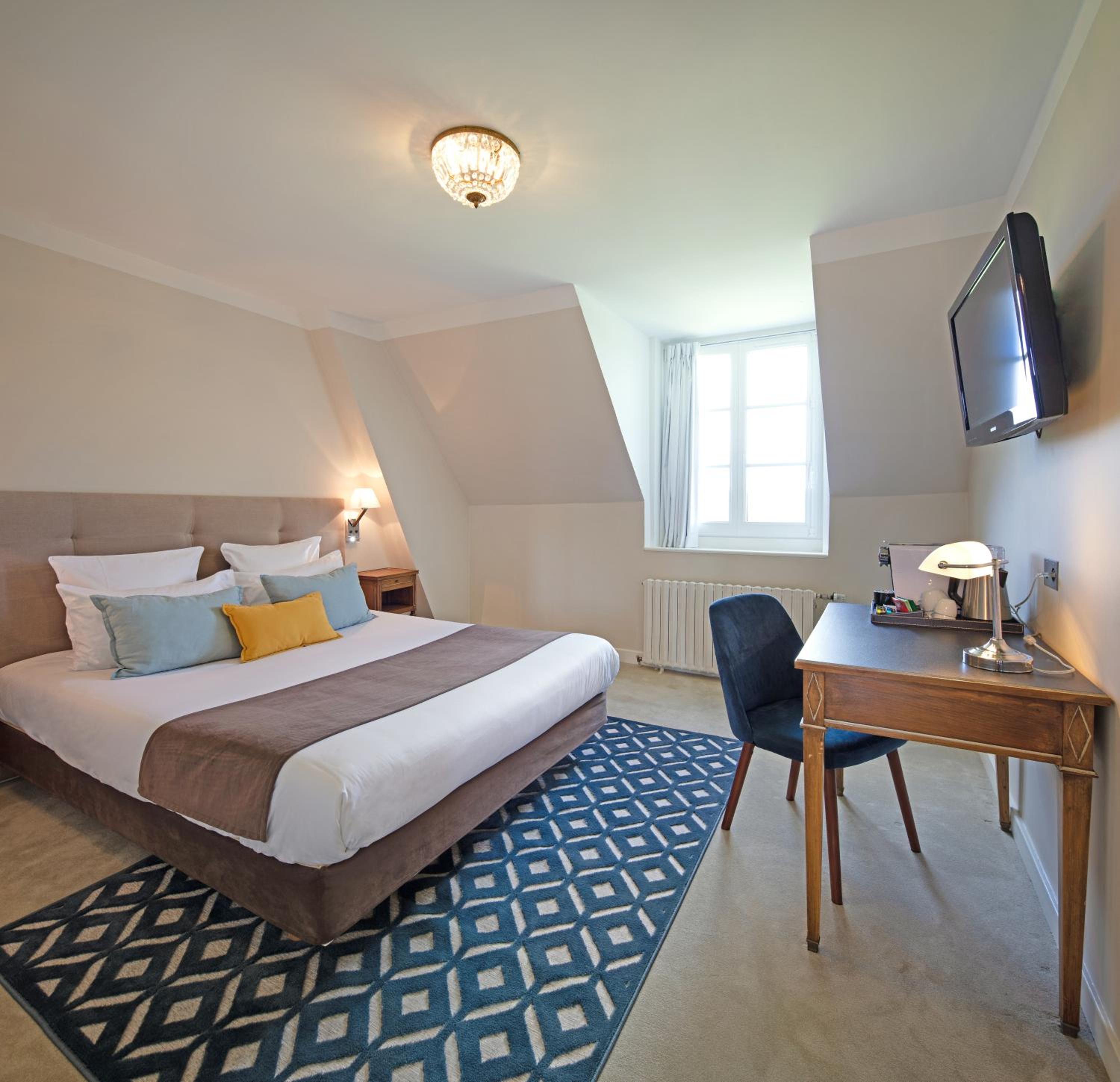 Double Room - Photo 4