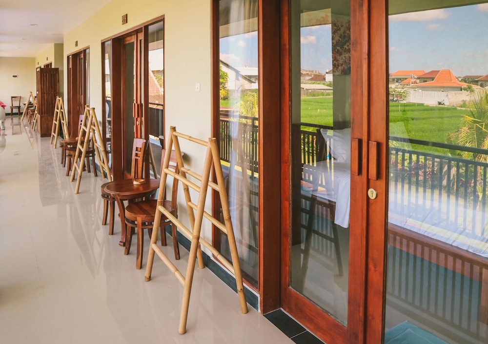 Deluxe Double Room with Coworking - Photo 14