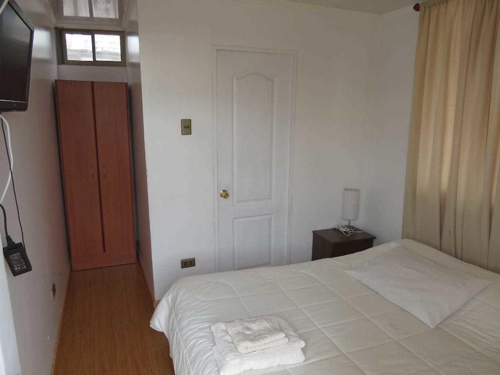 Twin Room, 2 Twin Beds, Private Bathroom photo 1