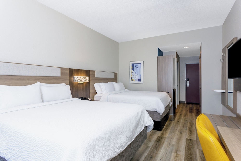 Standard Room, 2 Queen Beds