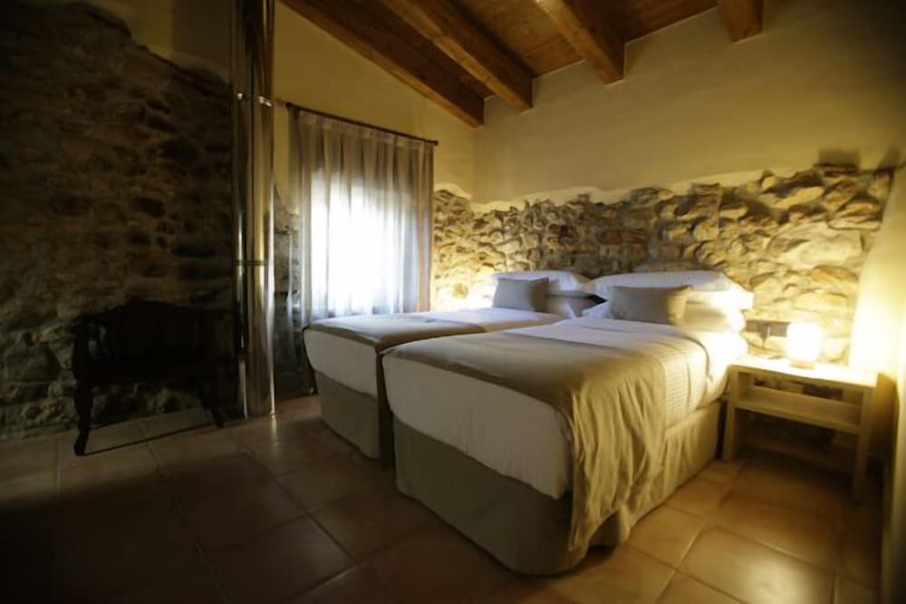Basic Double or Twin Room