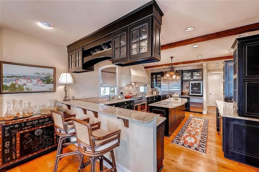 Family House, 4 Bedrooms, Ocean View, Sea Facing photo 3
