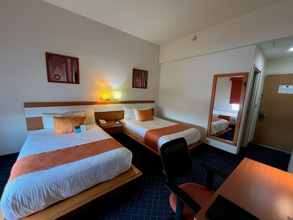 Standard Double Room, 2 Double Beds photo 2