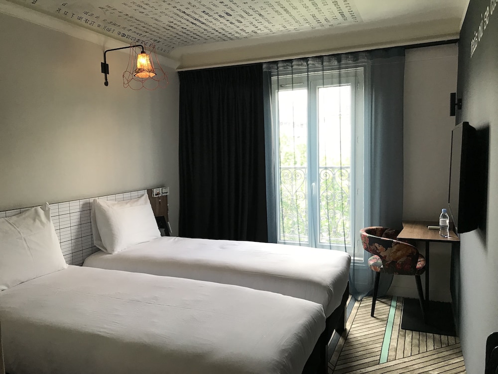 Available room