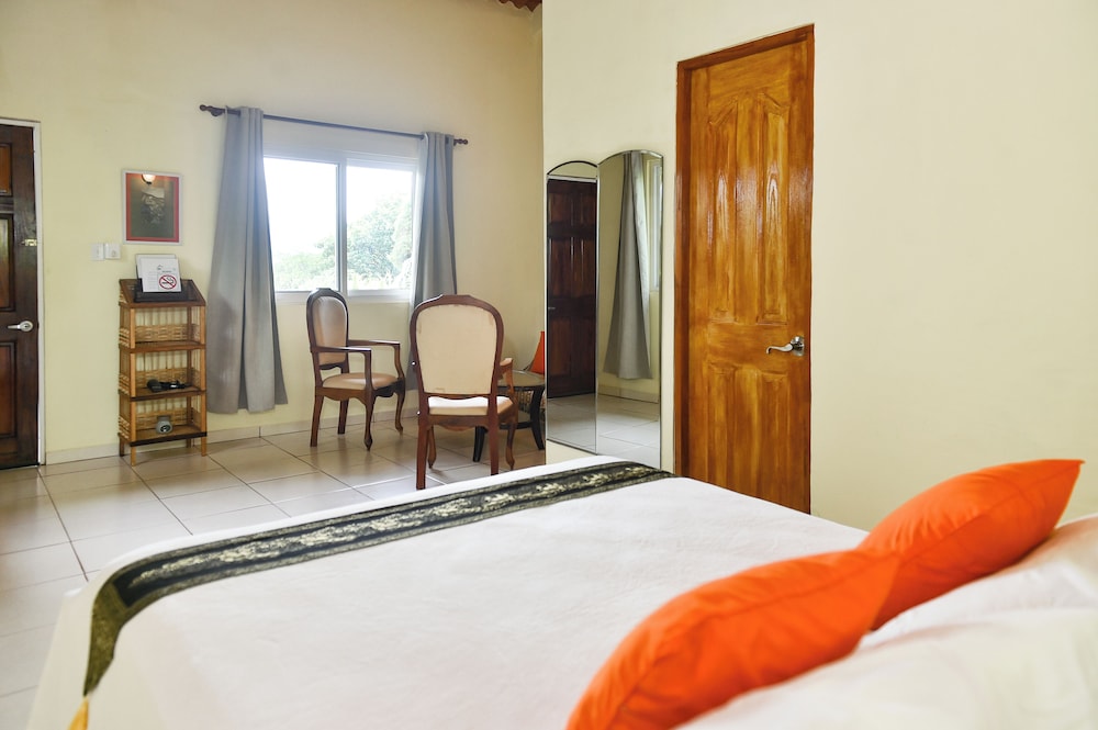 Deluxe Double Room, 1 Bedroom, Private Bathroom, Mountain View photo 3