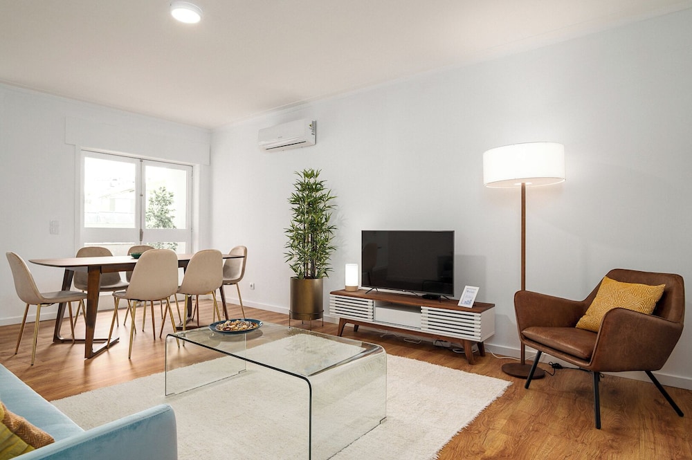 Apartment (2 Bedrooms)