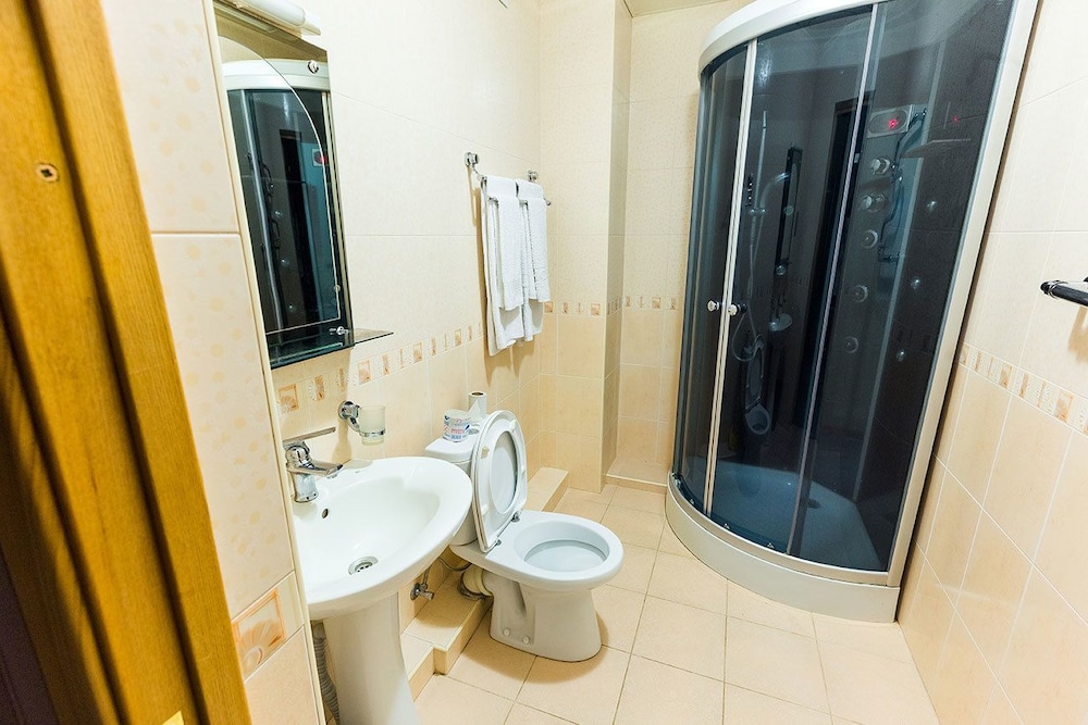 Standard Triple Room photo 3