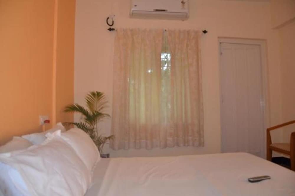 Standard Room (AC) photo 2