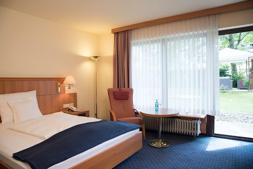 Standard Queen Room photo 1