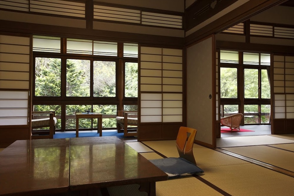 Japanese Western Style Room, River View, Zen photo 3