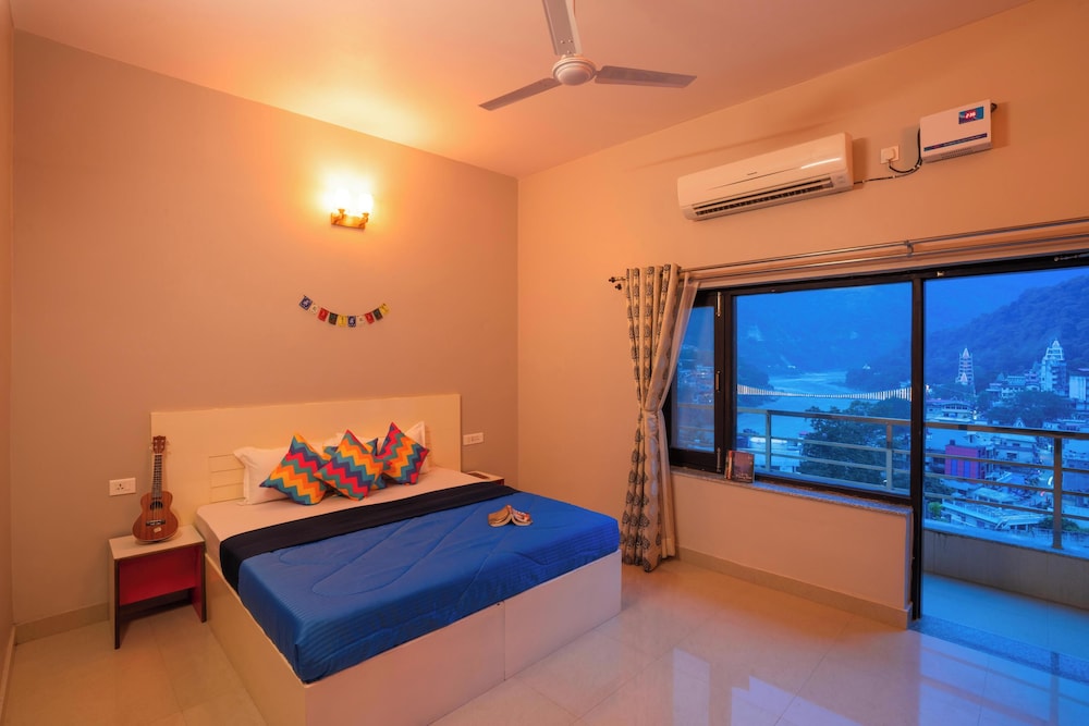 Deluxe Private A/C Room with Panoramic View and ensuite Bathroom - Photo 6