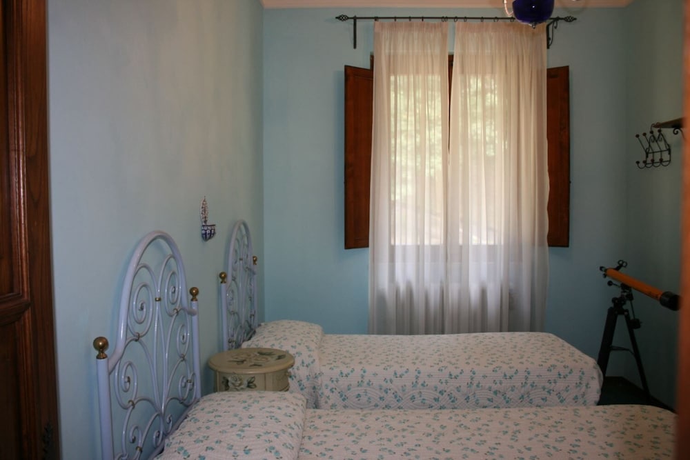 Traditional Villa, Multiple Bedrooms, Private Pool, Garden View photo 3