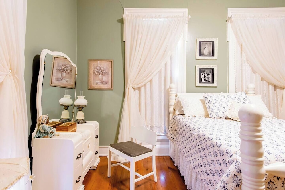 Room photo 2