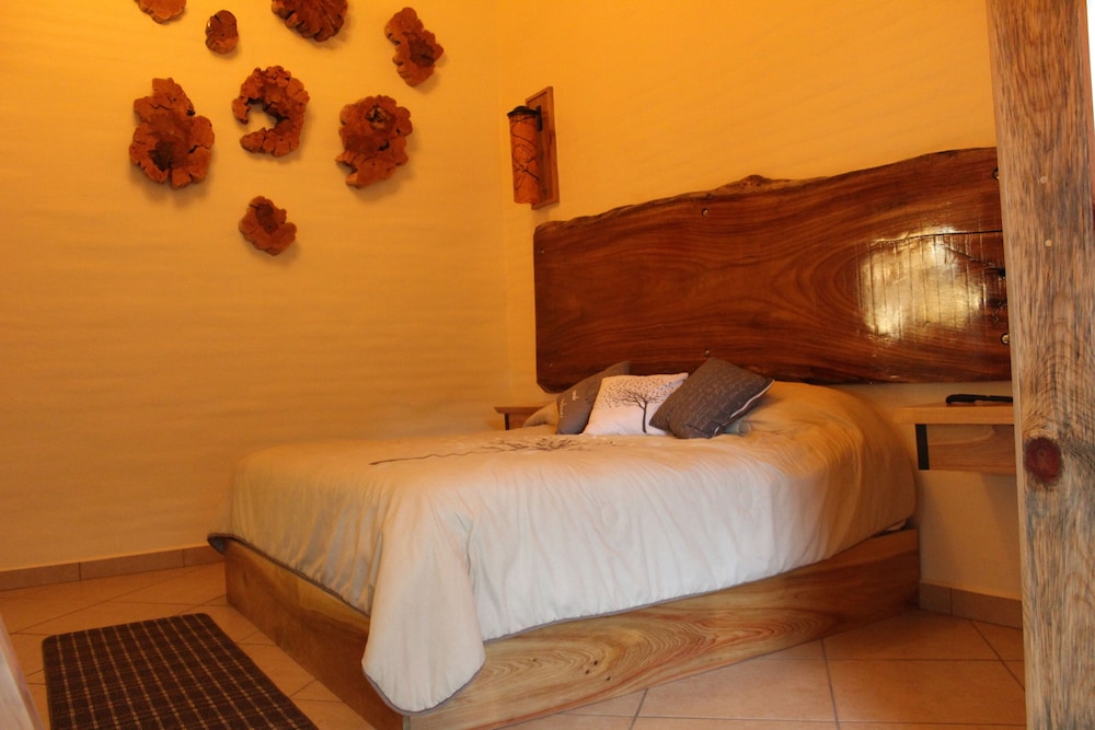 Panoramic Cabin, Multiple Beds photo 1
