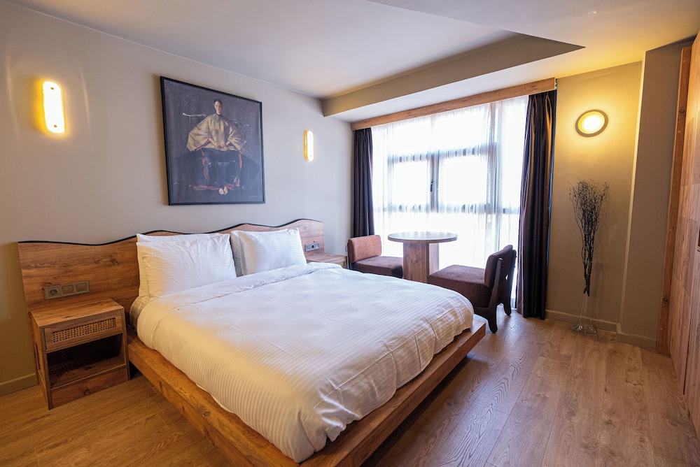 Deluxe Double Room, Kitchenette, City View photo 1
