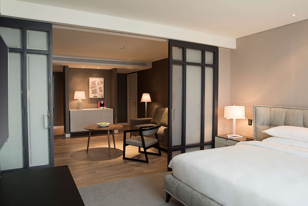 Suite, 1 King Bed (Hyatt)