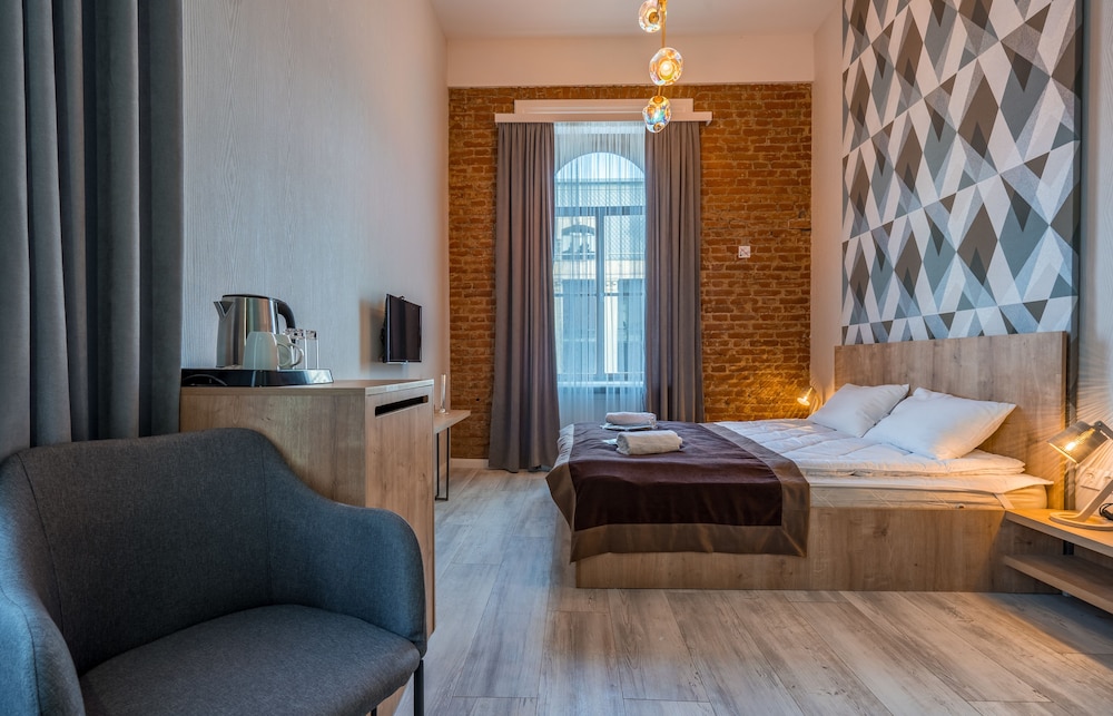 Design Room, City View